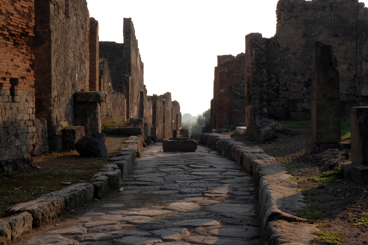 Naples & Pompeii - With Private Tour Guide - 8