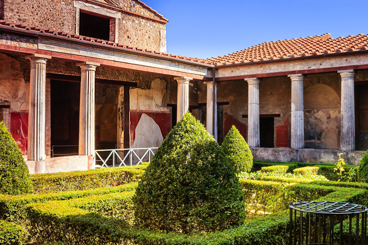 Naples & Pompeii - With Private Tour Guide - 9